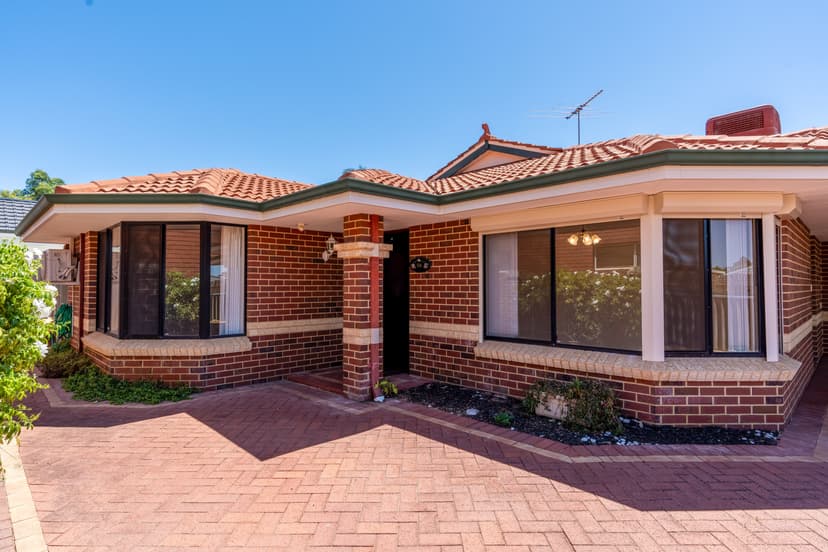 31A Crowhurst Way, Morley, WA
